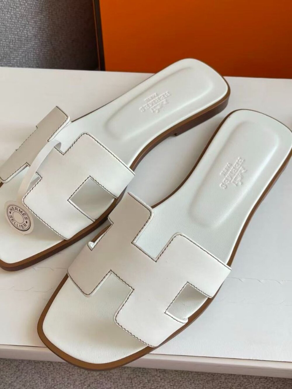 Classic Hermes Shoes: A Stylish and Versatile Choice for Elegance